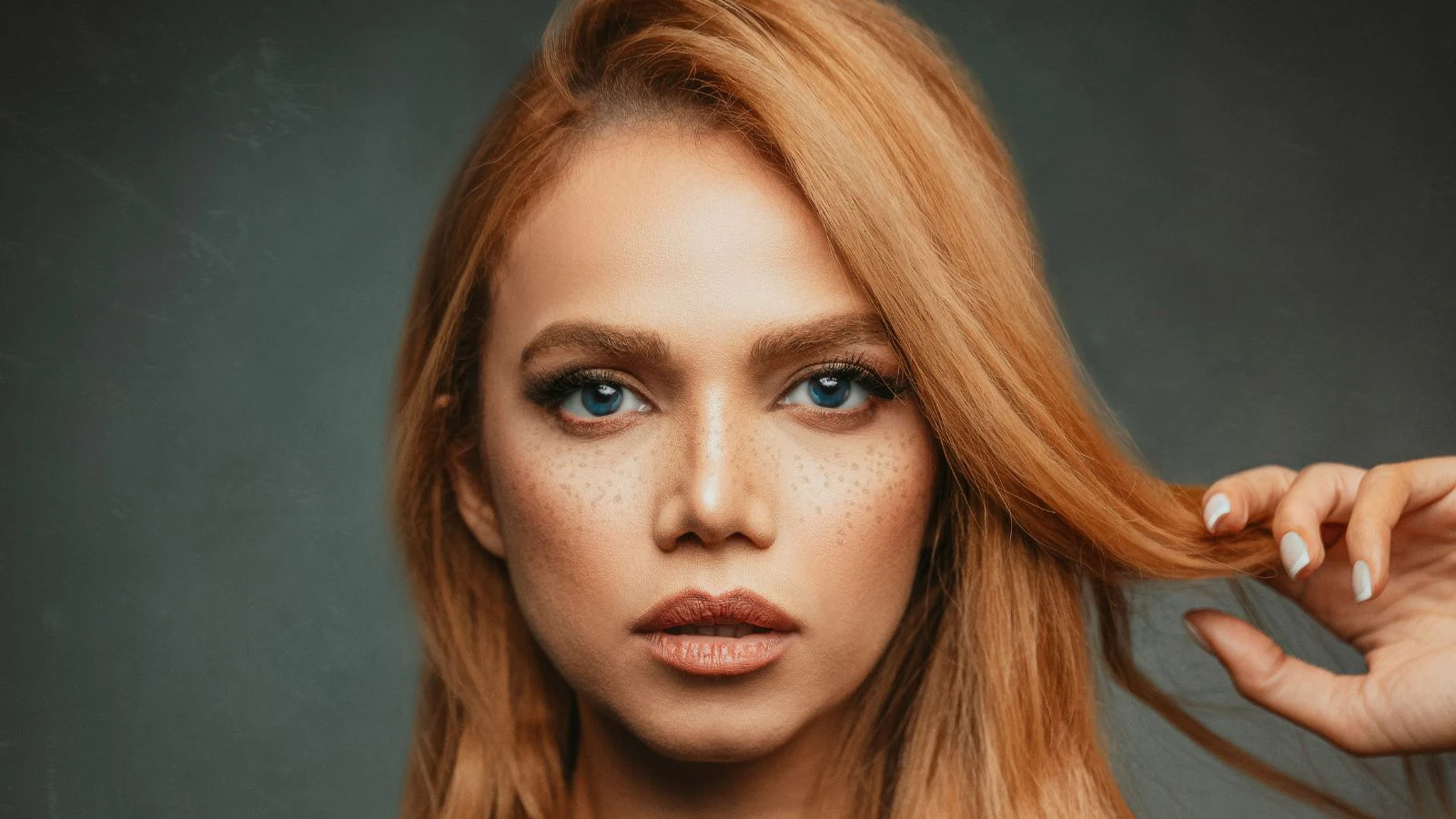Why Viral Home Remedies Won't Always Help Your Hair Colour, Expert Explains
