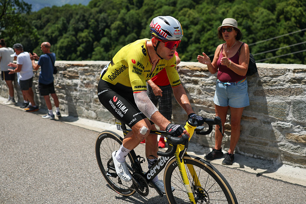 Team Visma | Lease a Bike's Belgian rider Wout Van Aert cycles during the 1st stage of the Tour Auvergne-Rhone-Alpes cycling race (formerly known as the Criterium du Dauphine), 146,2km between Vizille and Saint-Ismier, in the French Alps, on June 7, 2026. (Photo by Anne-Christine POUJOULAT / AFP)