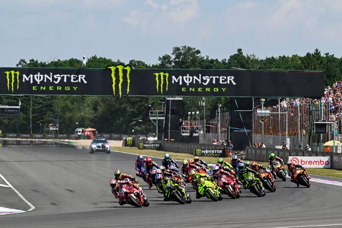 Race start