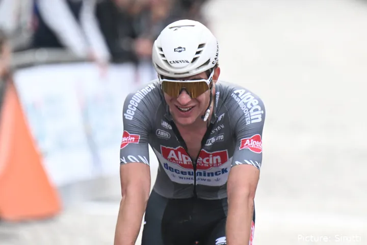 Ramses Debruyne racing for Alpecin-Deceuninck