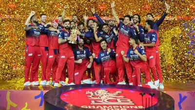 Only three players have achieved this rare IPL three-peat - and two are from RCB