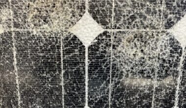 PV module recycling tech based on heavy liquid separation, metal chloride etching