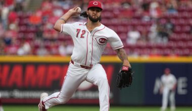 Cincinnati Reds pitcher Lyon Richardson delivers during the first inning of a baseball game against the Kansas City Royals, Monday, June 1, 2026, in Cincinnati. (AP Photo/Kareem Elgazzar)