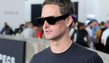 AR Glasses Have a Massive Size Problem