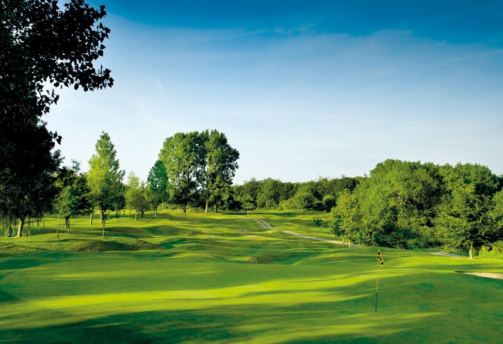 The 15th hole at Taunton &amp; Pickeridge Golf Club