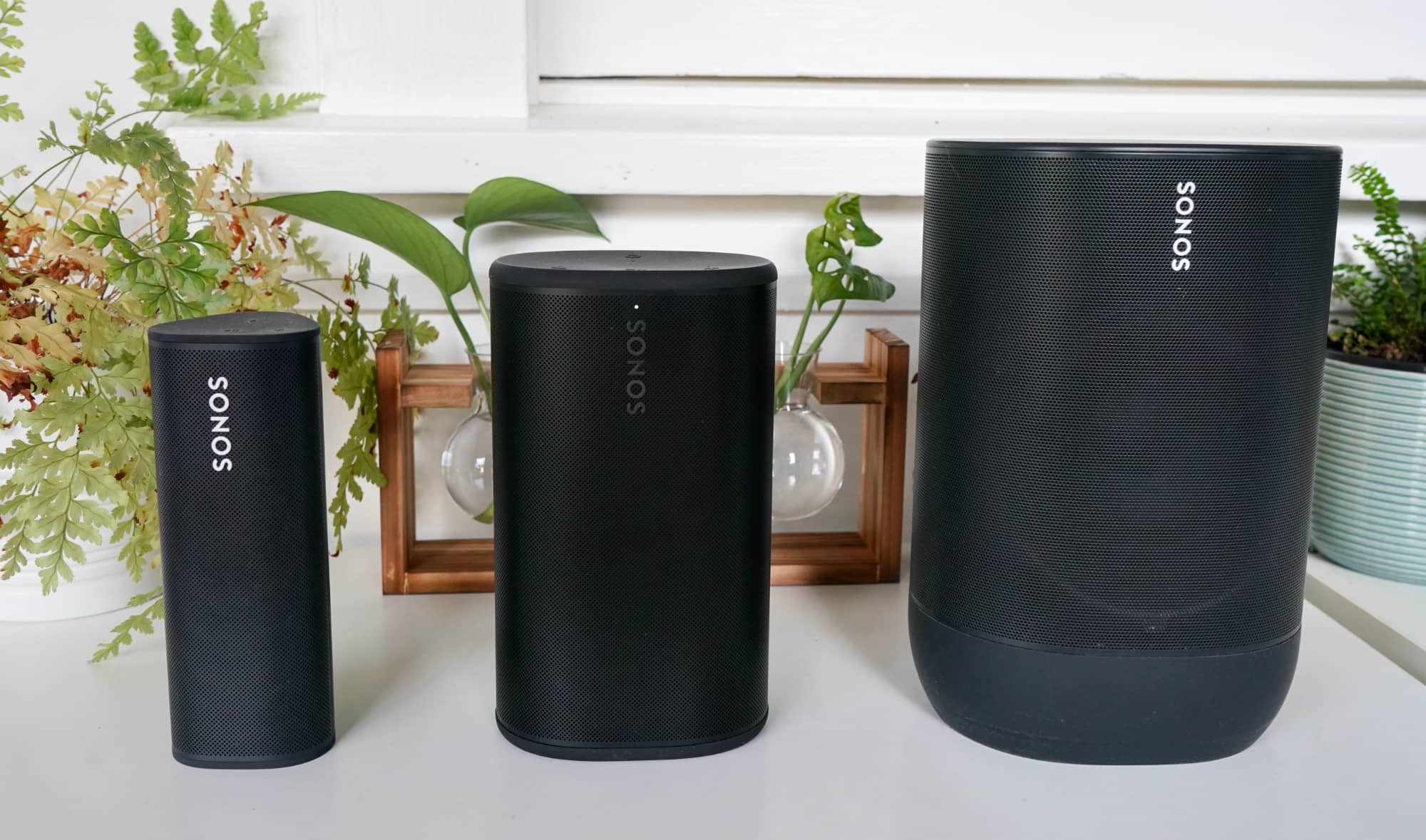 The Sonos Play (middle) is bigger than the Roam (left) and smaller than the Move (right).