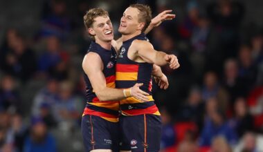 Crows fly past Dogs thanks to brilliant first-quarter onslaught