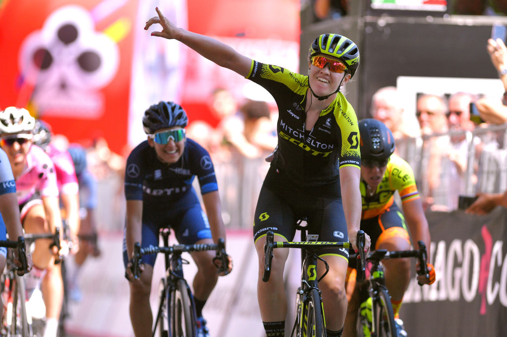 Jolien DHoore (Mitchelton-Scott) celebrates winning stage 4 of the 29th Tour of Italy 2018, from Piacenza to Piacenza / Giro Rosa / on July 9, 2018. (Photo by Luc Claessen/Getty Images)