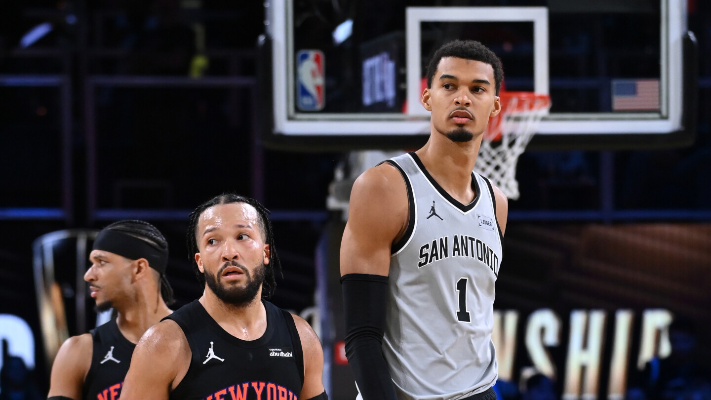 New York Knicks vs San Antonio Spurs: Behind Brunson, Knicks pull away in clutch, steal Game 1 on road