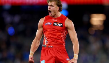 Bombers met with young Suns star just hours after Scott sacking