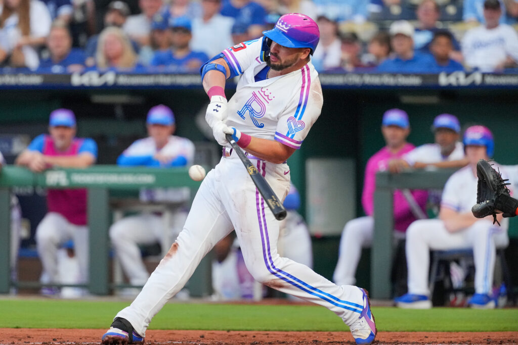 Royals Place Vinnie Pasquantino On IL With Hamate Fracture
