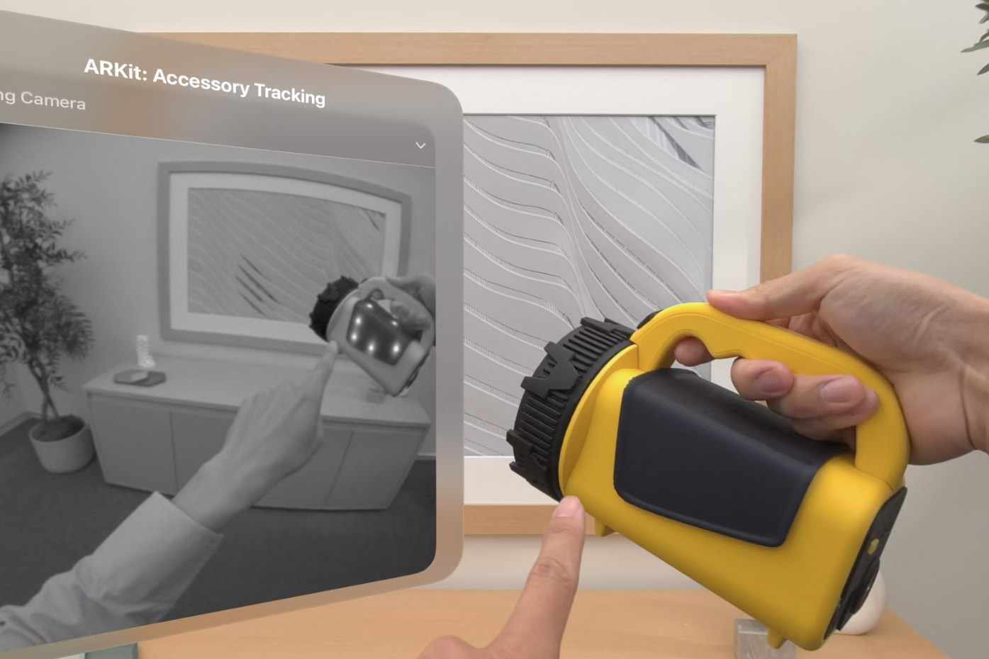 Apple Enables Third-party Motion Controllers & Tracked Accessories in visionOS 27