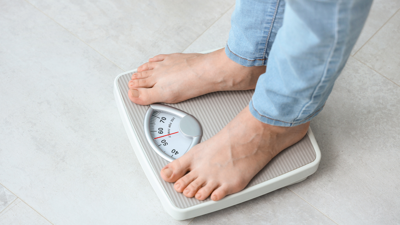 Experts and public health agencies have long warned that sustainable weight loss is less about perfection and more about consistency, nourishment, and understanding the body's signals. Weight loss
