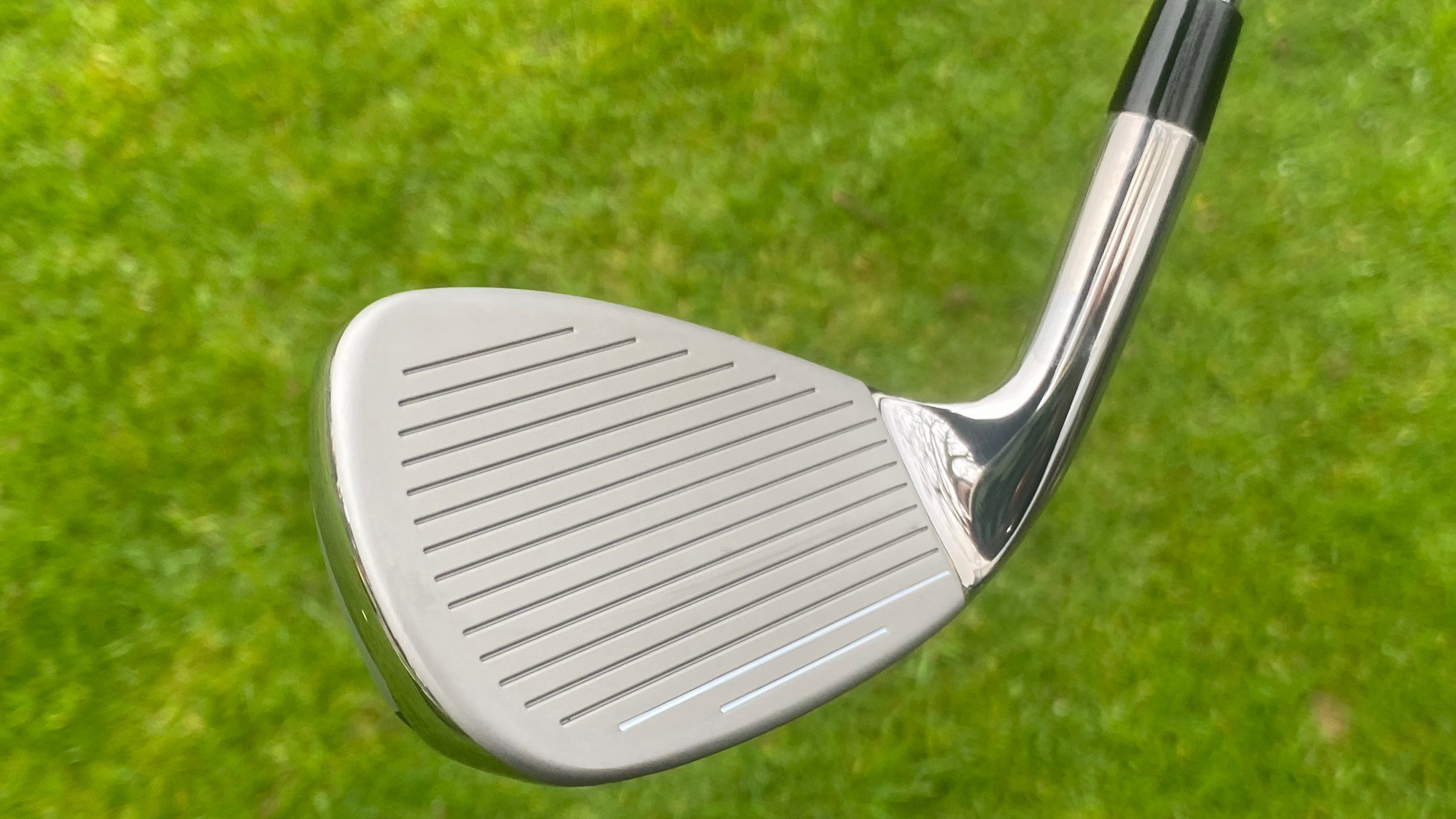 Photo of the Cleveland Halo XL Full-Face Iron
