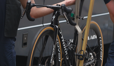 Spotted: Specialized Tarmac SL9 'Project Black' at Tour Auvergne-Rhône-Alpes