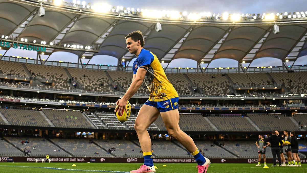 AFL live scores: West Coast look to respond against Adelaide Crows in Friday night showdown