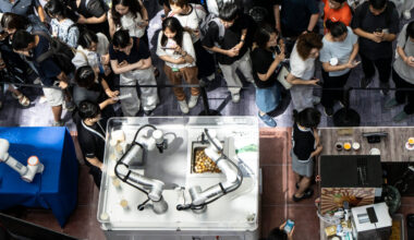 China’s Plan to Save Jobs From A.I.
