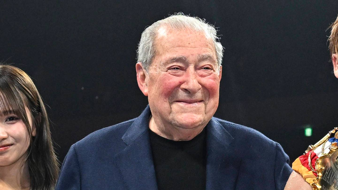 Bob Arum Reveals His Pick for Mayweather vs Pacquiao Rematch