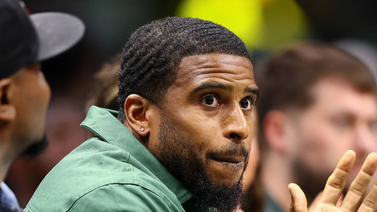 Former Seattle Seahawks linebacker Bobby Wagner in attendance at a Seattle Storm game