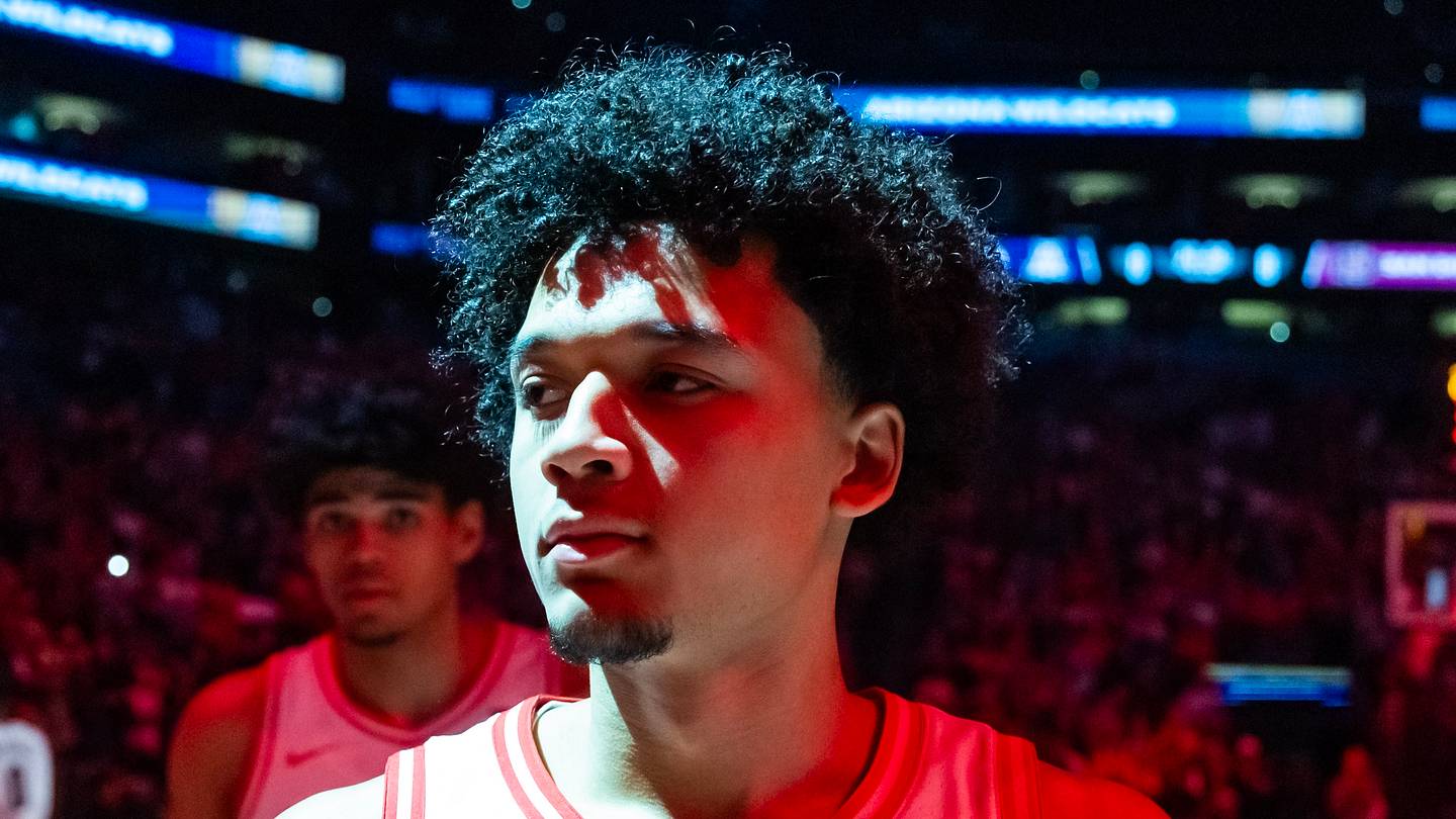 Arizona Wildcats guard Brayden Burries (5) against the San Diego State Aztecs during the Hall of Fame Series at Mortgage Matchup Center on Dec 20, 2025.