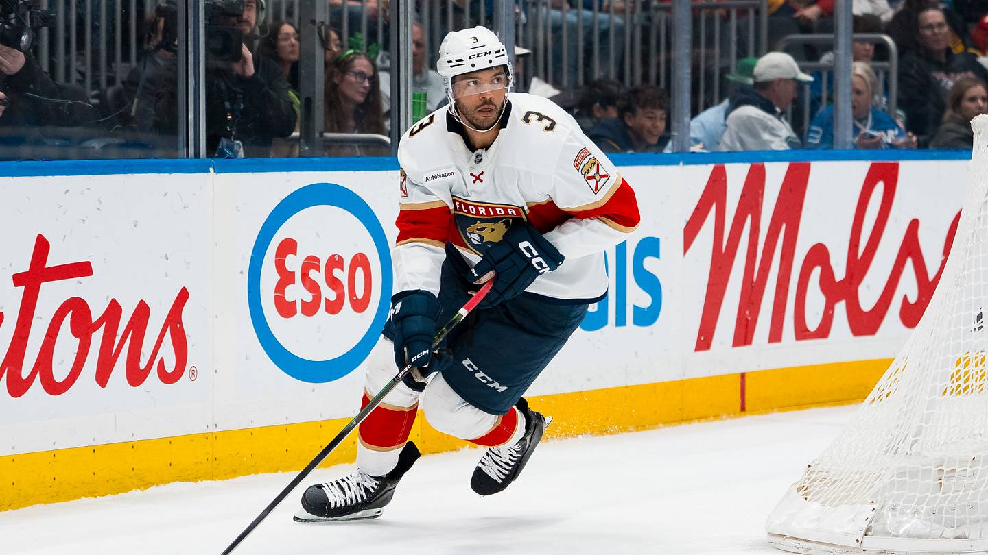 Mar 17, 2026; Vancouver, British Columbia, CAN; Florida Panthers defenseman Seth Jones (3) handles the puck against the Vancouver Canucks in the second period at Rogers Arena. Mandatory Credit: Bob Frid-Imagn Images