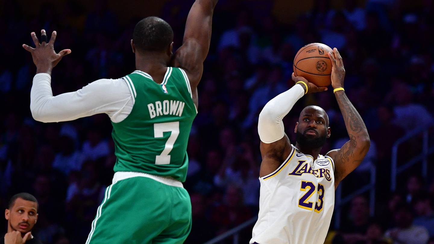LeBron James faces the Thunder
