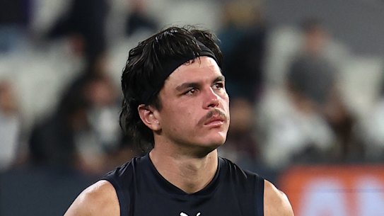 Elijah Hollands found himself at the centre of a media storm after suffering a mental health episode during a game.