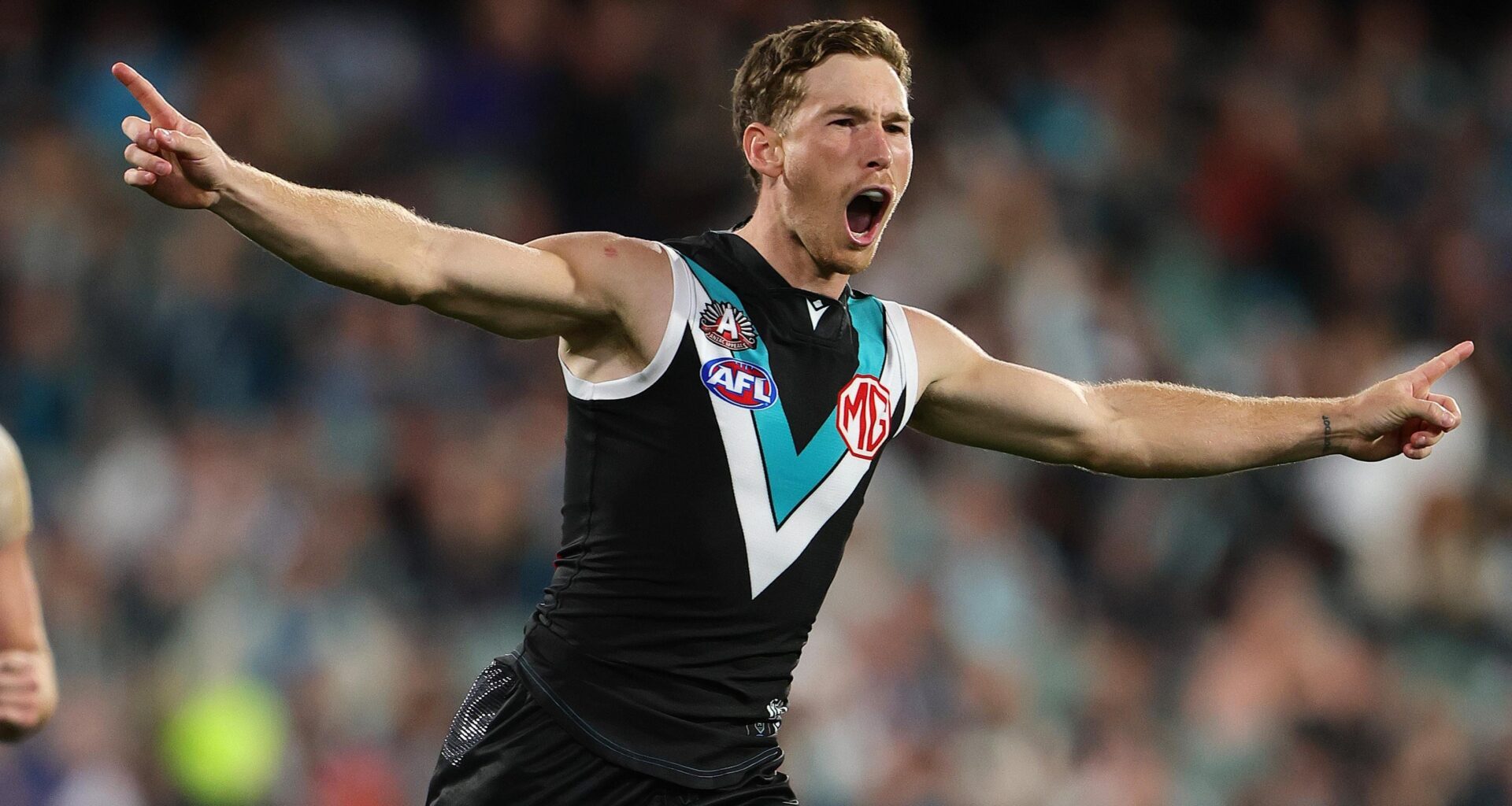 Injury rules Power defender out for Dockers clash, possibly season
