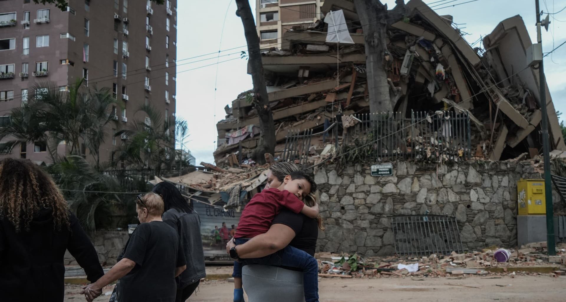 Venezuela death toll hits 2,595 as cost from strongest quake in a century mount