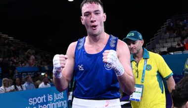 Paul Trainor has opened Australia's Commonwealth Games boxing campaign with a win that had the hosts fuming. The referee stopped the 80kg fight with 37 seconds left in the second round because of injury, after Trainor had knocked out Scot Alan Perrie's mouthguard