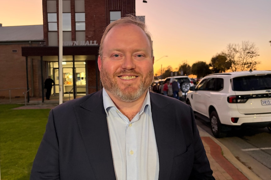 Acting Coorong Council mayor Jonathan Pietsczh