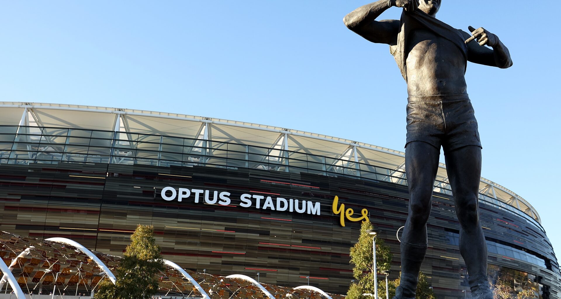 Nicky Winmar's statue outside Optus Stadium to go after assault conviction