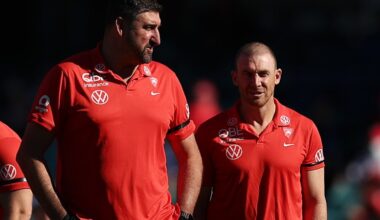 AFL 2026: Simon Goodwin opts out of Essendon Bombers coach search