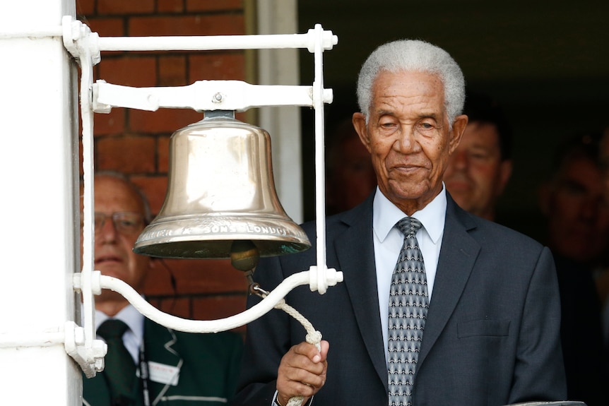 Garry Sobers bell
