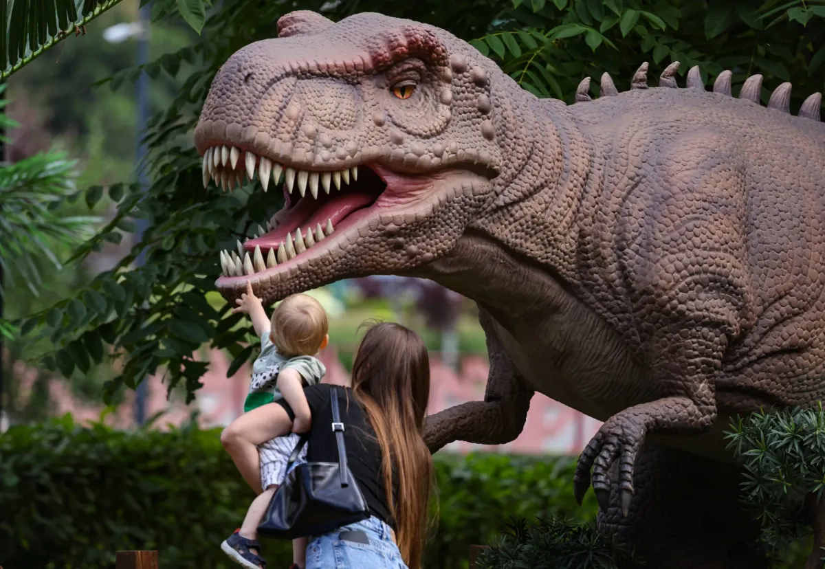 Scientists Discover 210-million-year-old Dinosaur in Zimbabwe
