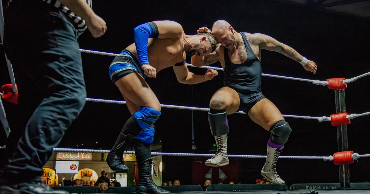 York- wrestling and boxing plan for Acomb Working Men's Club