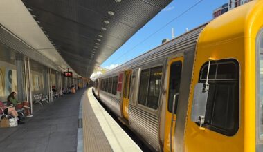 Queensland Rail strikes deal with some unions, reduced train timetable to continue