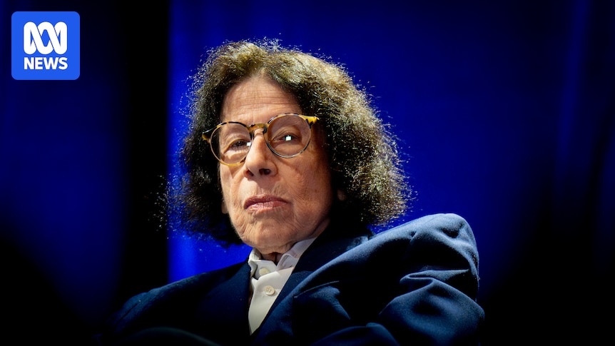 Fran Lebowitz doesn't have a smartphone