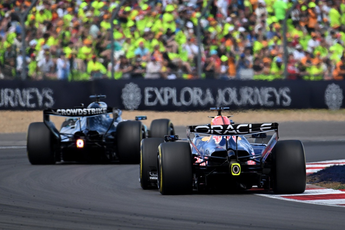 F1 drivers criticise ‘dangerous’ yo-yo racing in British GP sprint race