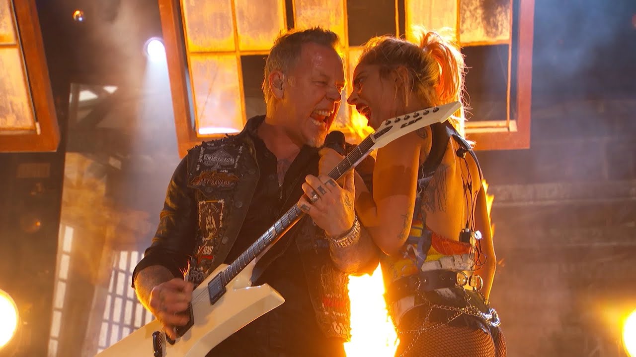 Lady Gaga & Metallica - Moth Into Flame (Dress rehearsal) at the 59th Grammy Awards 2017 - YouTube