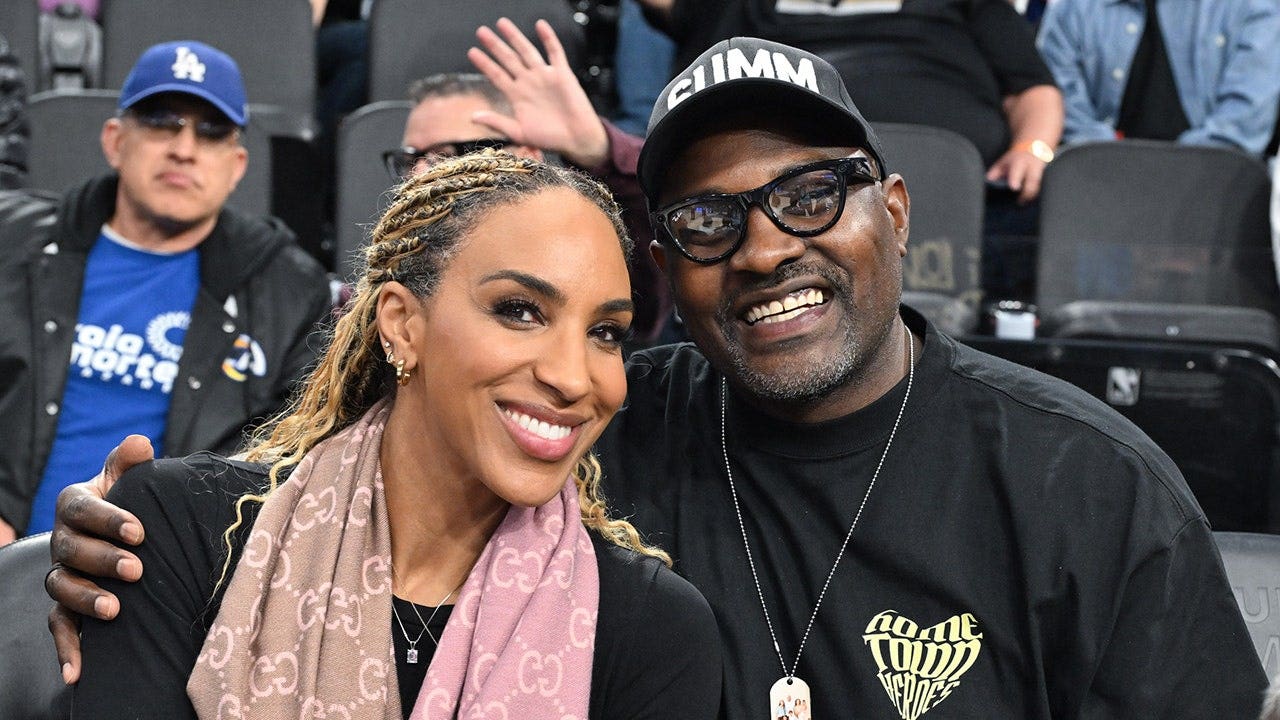 Marcellus Wiley arrested for domestic battery, wife alleges threat