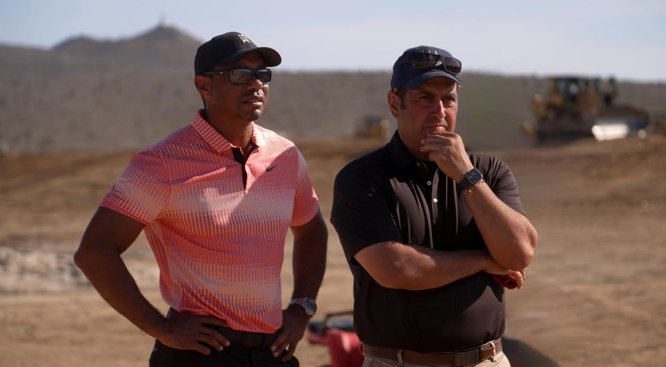 Tiger Woods_Ken Jowdy_Legacy Course Tour