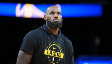 Warriors are repeating a brutal history in their LeBron James pursuit