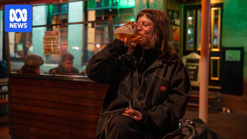 How cost of living and changing drinking habits are affecting Hobart's nightlife