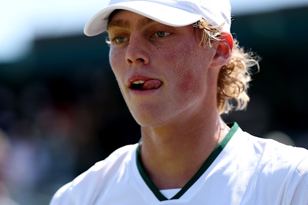 Hewitt will play Friday night.