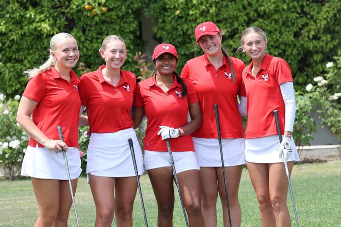 Women’s golf places five on WGCA All-American Scholar Team