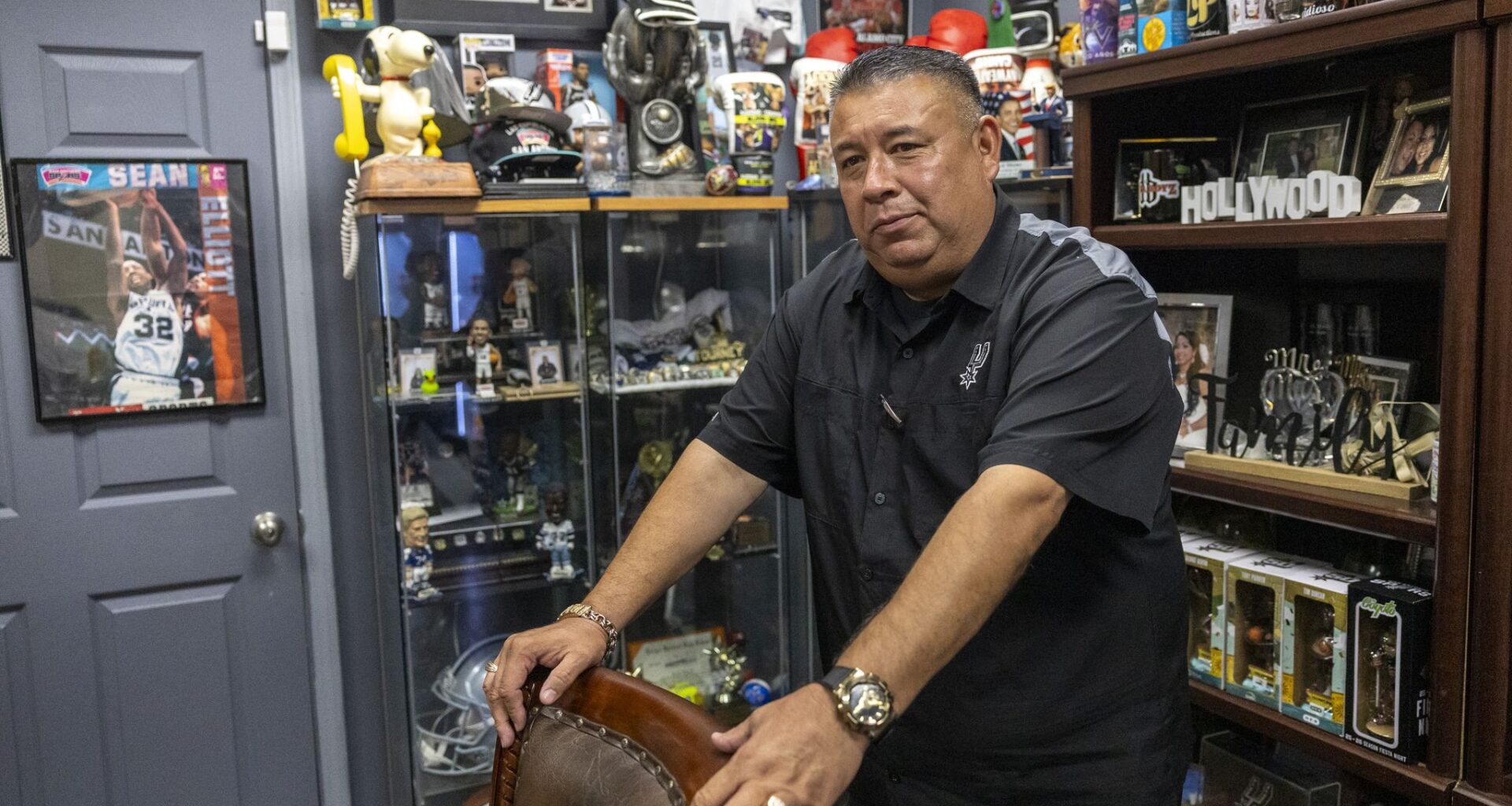 Longtime Spurs fans stung by having their season tickets yanked