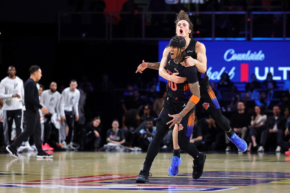 San Antonio Spurs v New York Knicks: Emirates NBA Cup - Championship