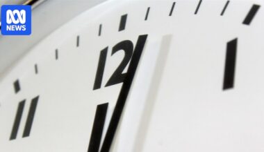 Daylight saving time could become permanent in the US. What's the situation in Australia?