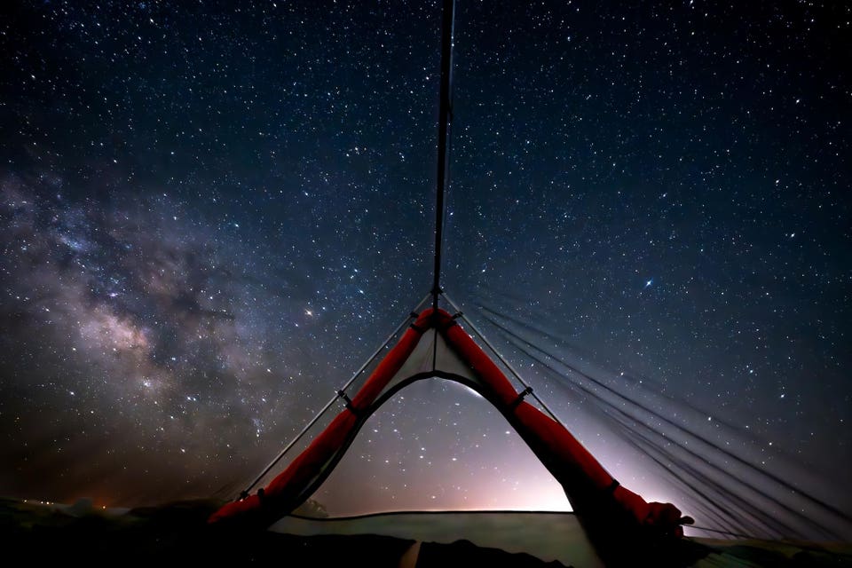 The Sky View XL Stargazing Tent features an ultra-fine mesh roof.